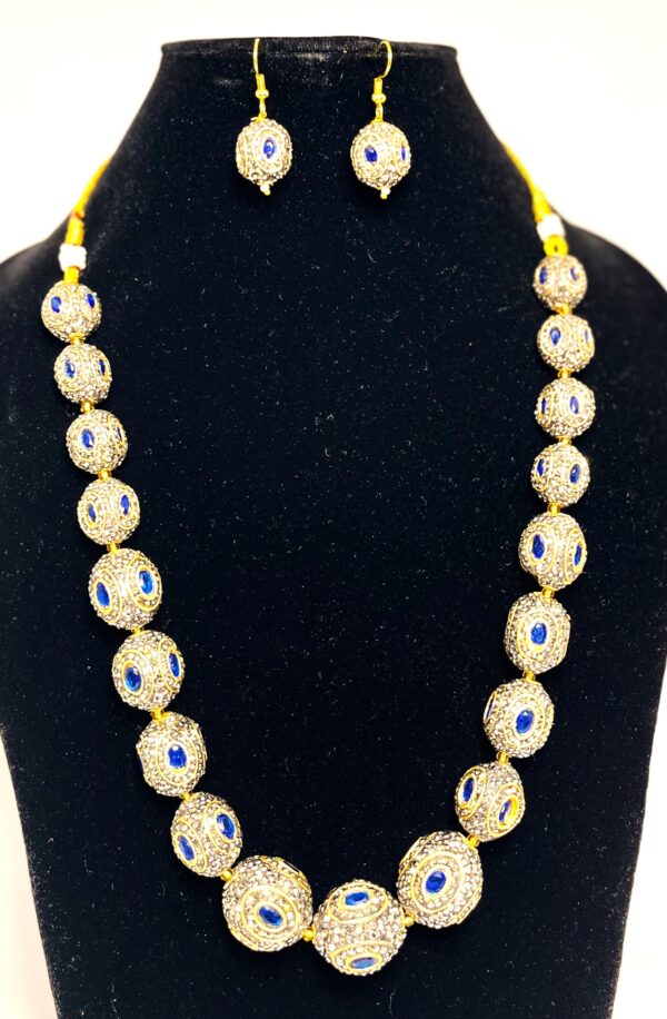 TB Studded Bids with Blue centre stone and earrings