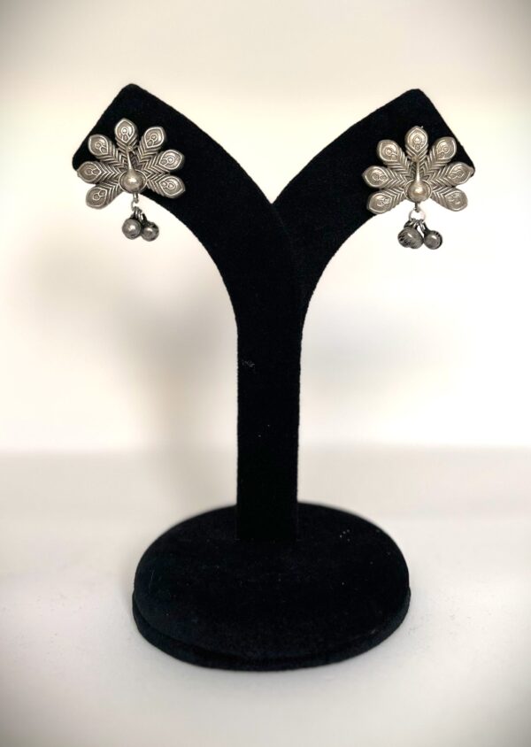 TB antique silver replica elegant and stylish peacock earring - Image 6