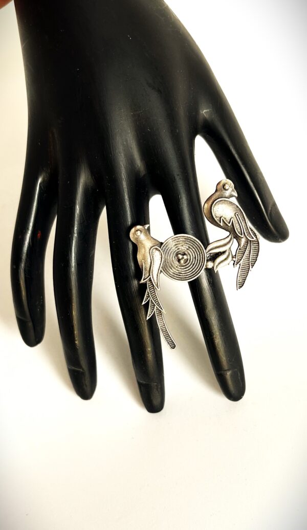 TB antique silver replica elegant and stylish twin bird ring (love birds) - Image 3