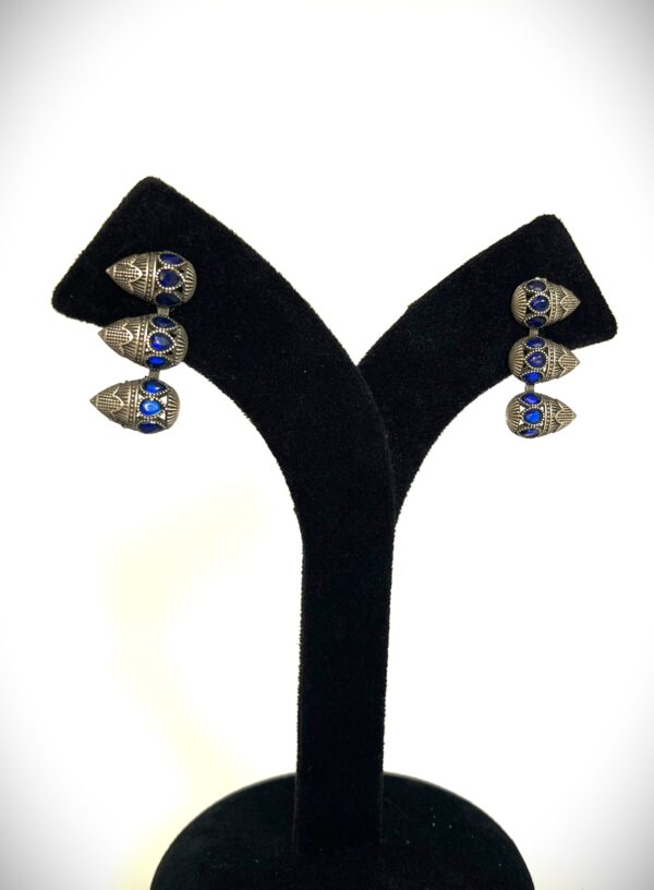 TB antique silver replica elegent and stylish earring  with blue stone - Image 5
