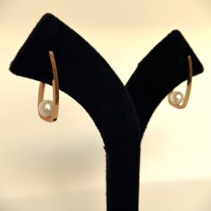 TB anti tarnish stylish and elegant golden earring with white pearls