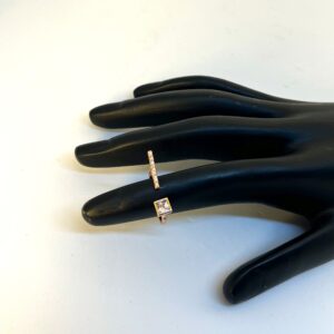 TB Rose Gold line setting Diamond with Swarovski