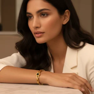 Gold-Plated Bracelet with Black Enamel Center – Modern Minimalist Design