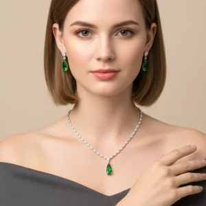 Elegant Green Teardrop Necklace Set – Silver Plated with Matching Earrings