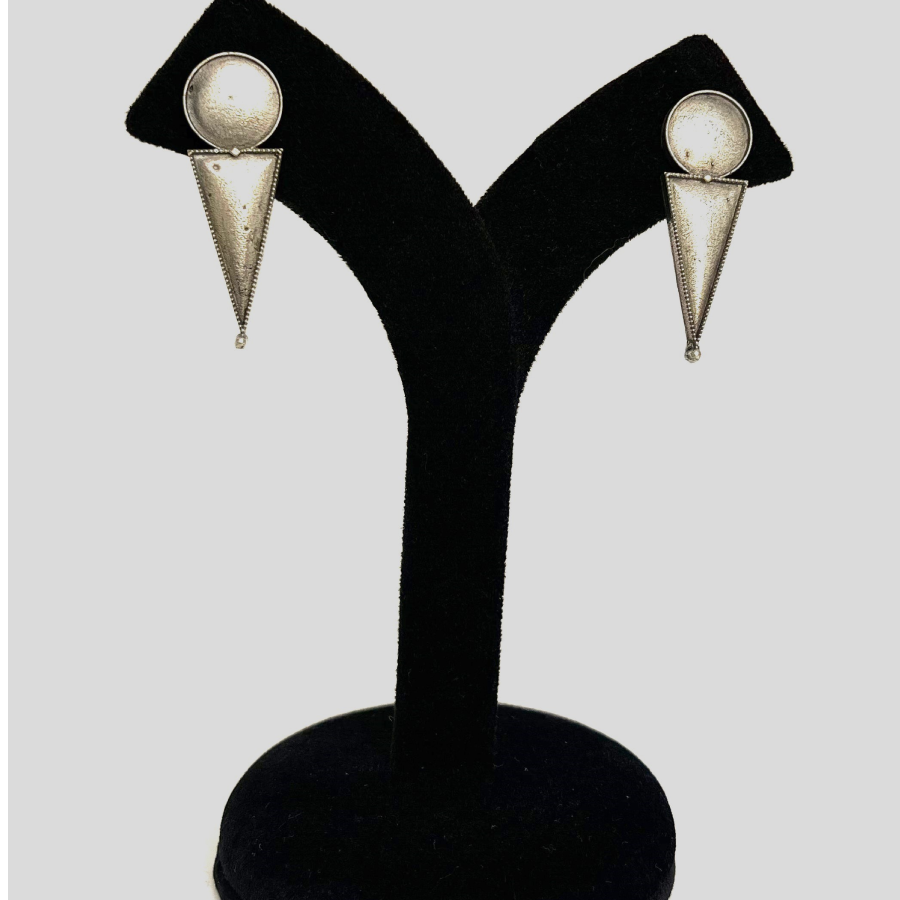 Oxidized Geometric Triangle Drop Earrings – Minimalist Statement Jewellery - Image 5