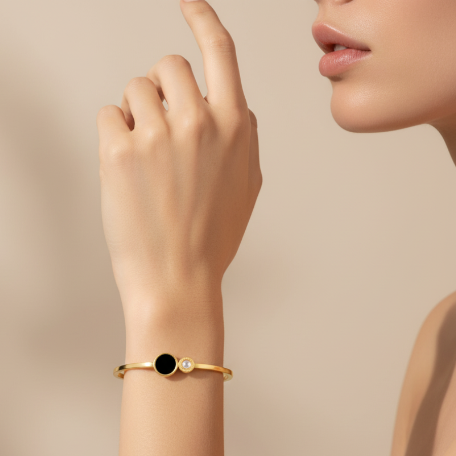 Gold Plated Minimalist Black Stone & Pearl Bracelet
