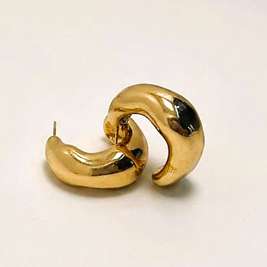 Elegant Minimalist Gold Crescent Hoop Earrings - Image 4