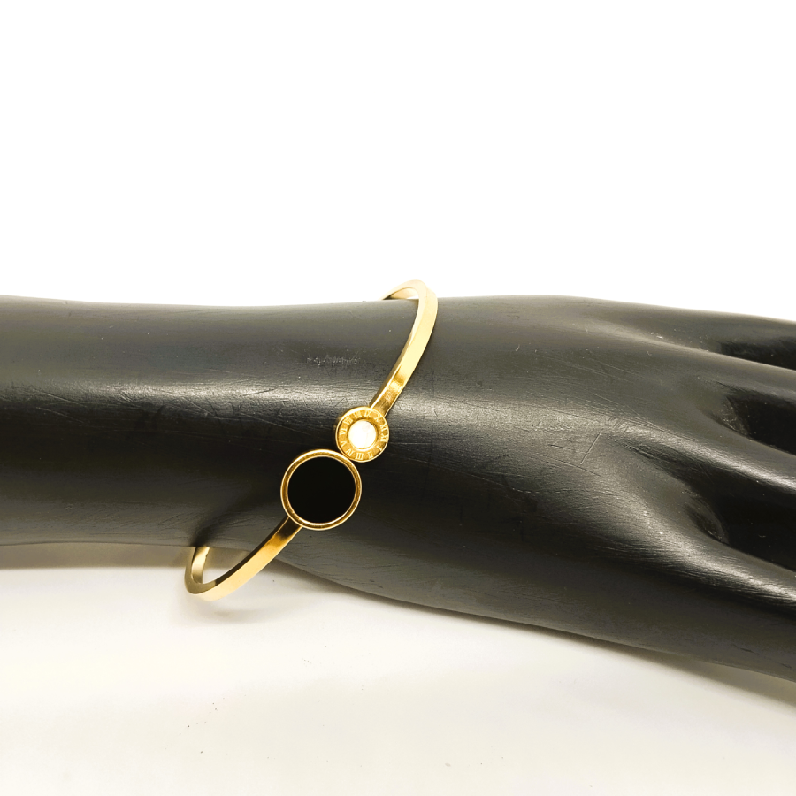 Gold Plated Minimalist Black Stone & Pearl Bracelet - Image 5