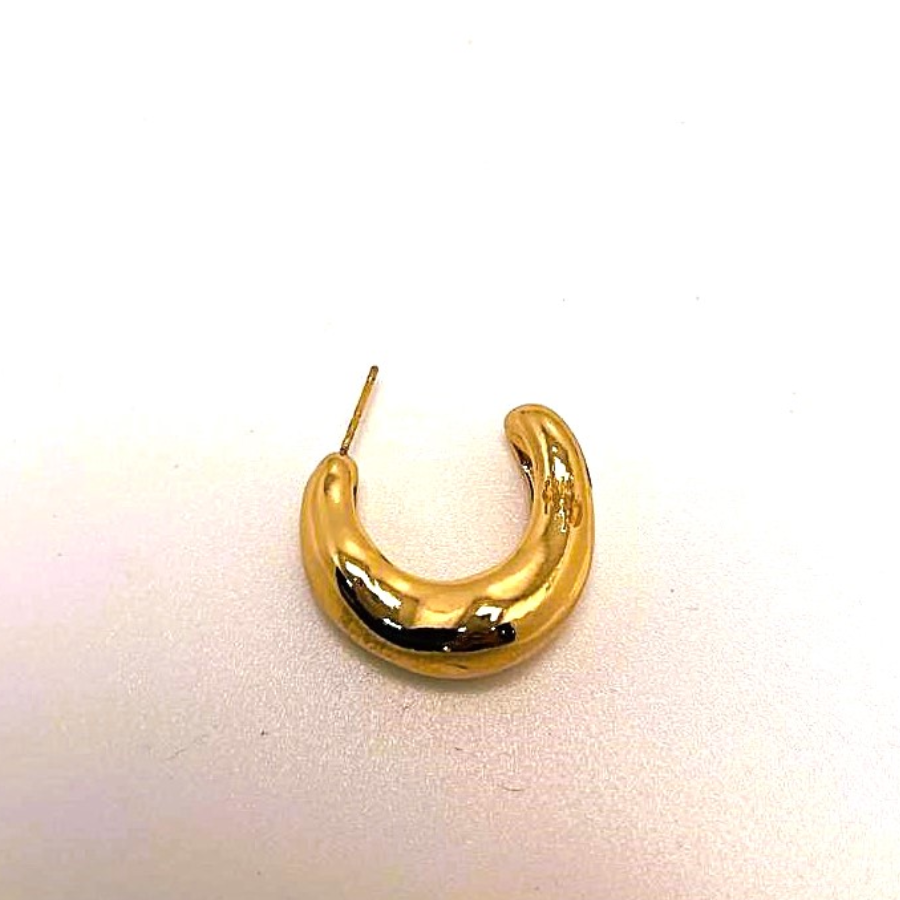 Elegant Minimalist Gold Crescent Hoop Earrings - Image 7