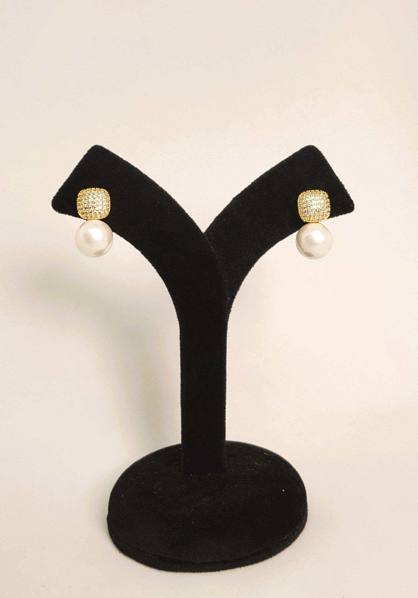 Elegant Gold Plated Pearl & Crystal Stud Earrings - Image 2