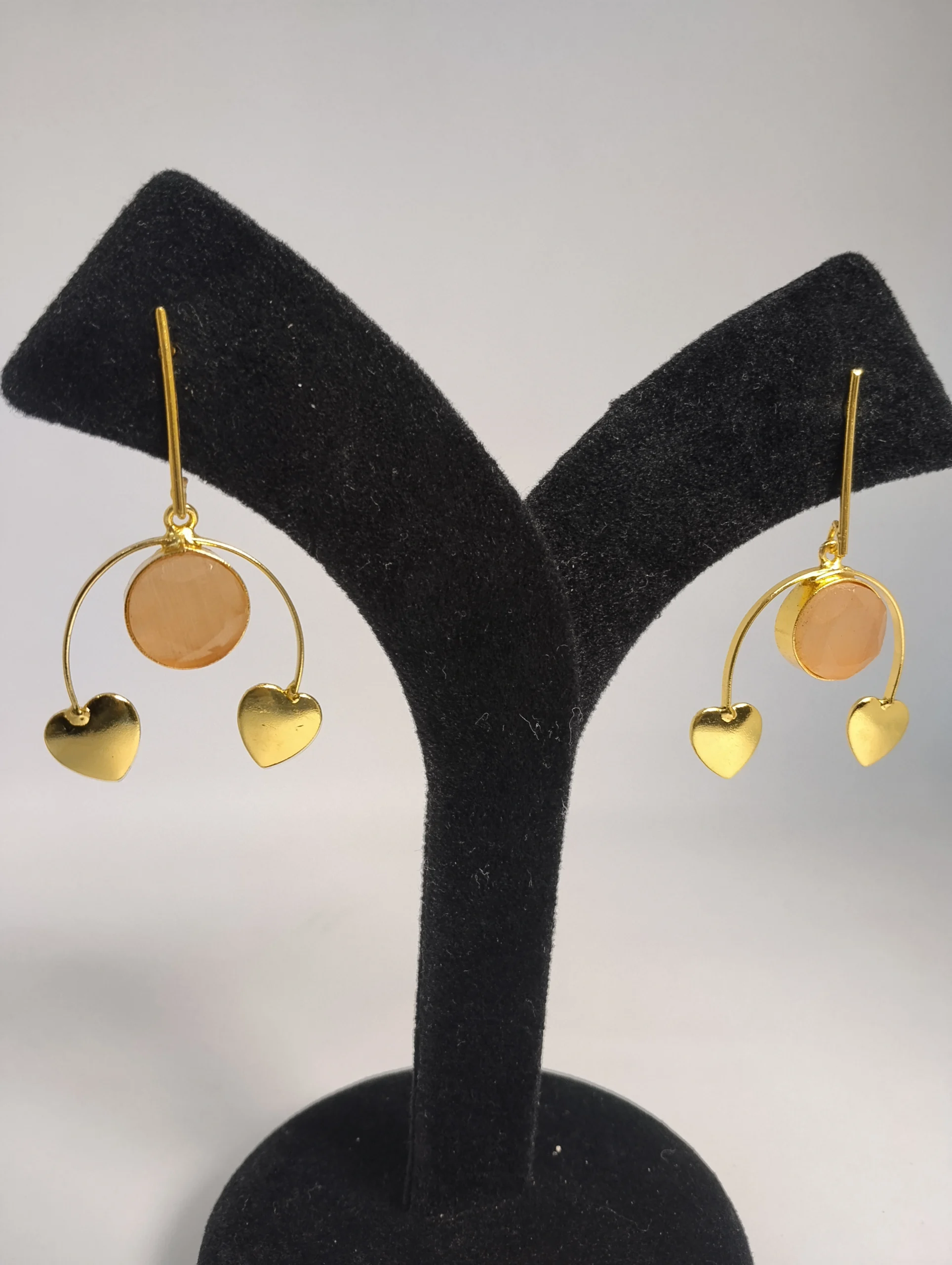 Golden Peach Stone Heart Drop Earrings – Soft Romance, Modern Grace - Image 3