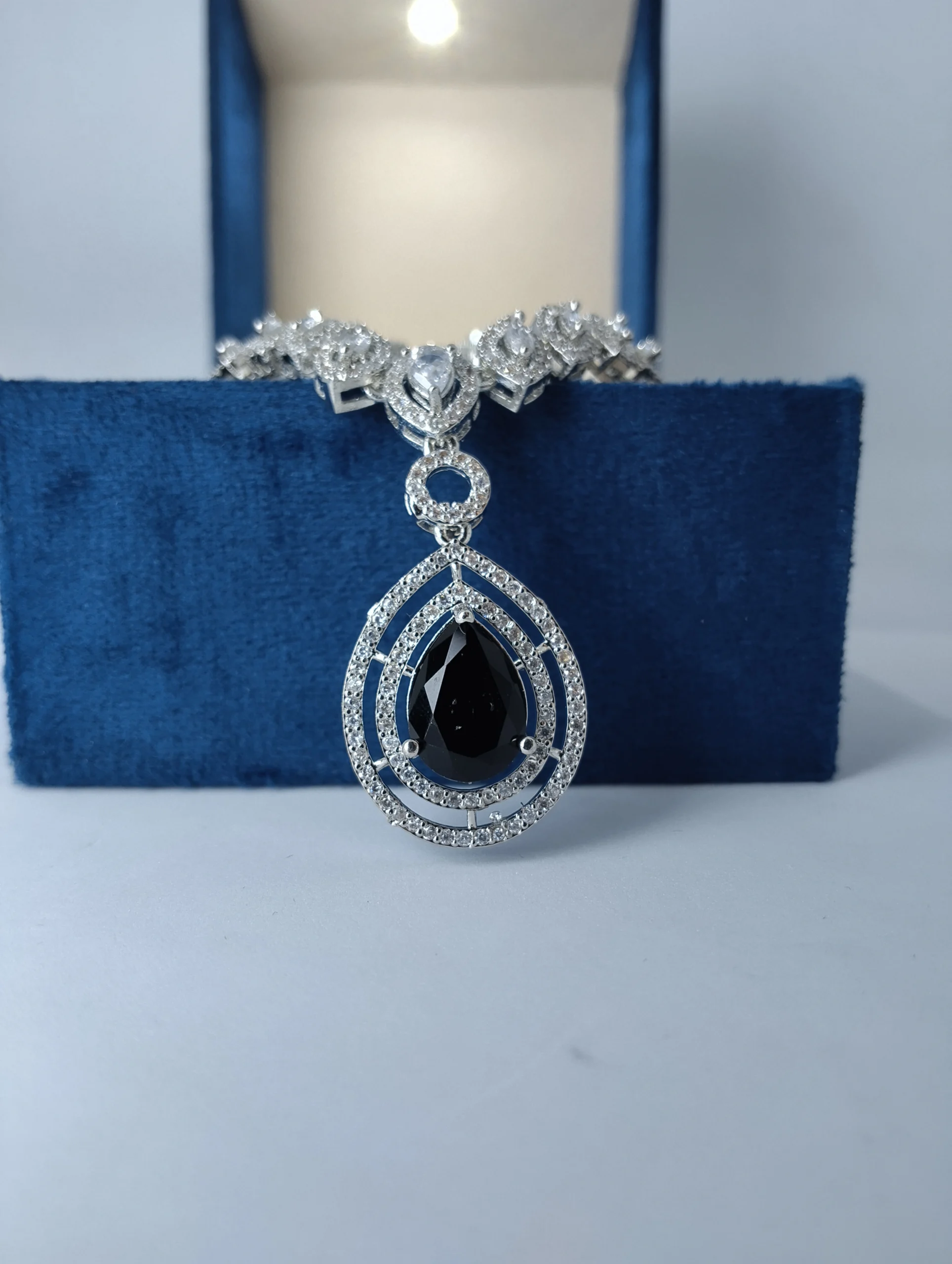 Midnight Onyx & Crystal Halo Regal Jewelry Set - Image 3