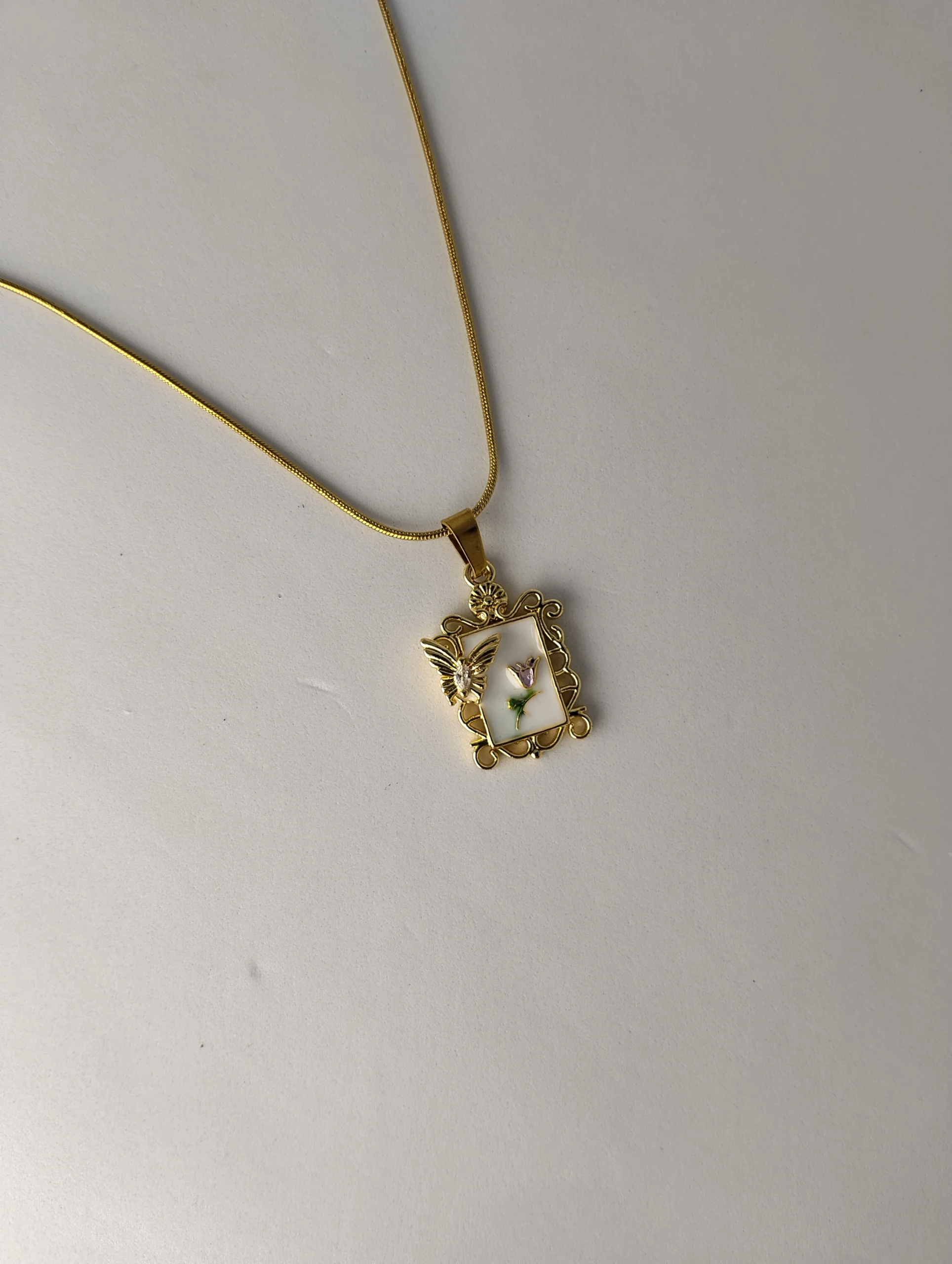 Vintage Gold Butterfly & Floral Filigree Pendant Necklace - Image 2